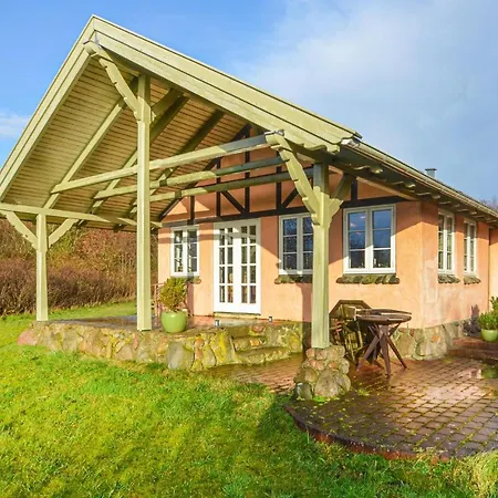 Beautiful In With House A Panoramic View *
